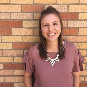 Meet your Posher, Julia